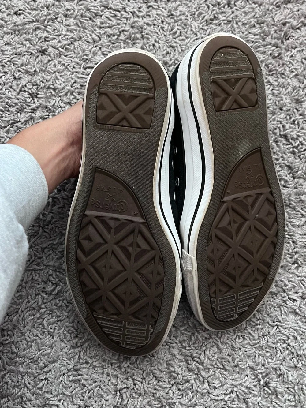 Women’s black converse